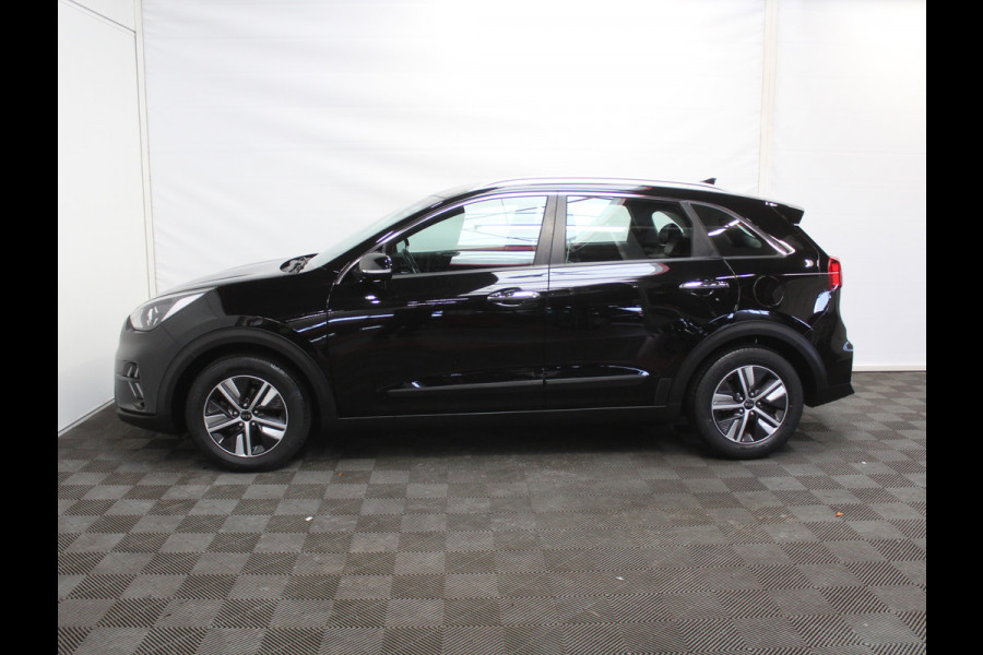 Kia Niro 1.6 GDi Hybrid DynamicLine CARPLAY | CAMERA | DAB | CLIMATE | PDC | LMV16 | HALFLEER | ADAPCRUISE | LED | NAVI | TREKHAAK