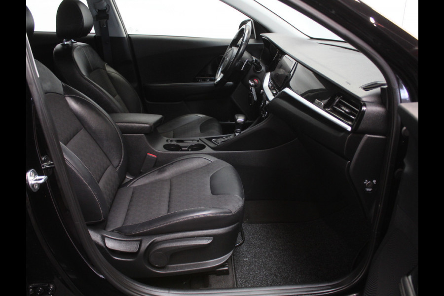 Kia Niro 1.6 GDi Hybrid DynamicLine CARPLAY | CAMERA | DAB | CLIMATE | PDC | LMV16 | HALFLEER | ADAPCRUISE | LED | NAVI | TREKHAAK