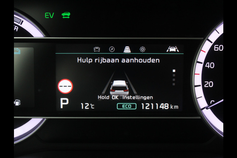 Kia Niro 1.6 GDi Hybrid DynamicLine CARPLAY | CAMERA | DAB | CLIMATE | PDC | LMV16 | HALFLEER | ADAPCRUISE | LED | NAVI | TREKHAAK