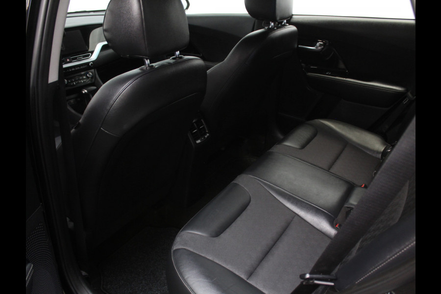 Kia Niro 1.6 GDi Hybrid DynamicLine CARPLAY | CAMERA | DAB | CLIMATE | PDC | LMV16 | HALFLEER | ADAPCRUISE | LED | NAVI | TREKHAAK