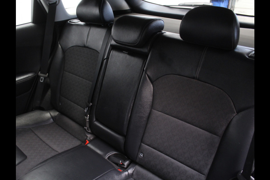 Kia Niro 1.6 GDi Hybrid DynamicLine CARPLAY | CAMERA | DAB | CLIMATE | PDC | LMV16 | HALFLEER | ADAPCRUISE | LED | NAVI | TREKHAAK