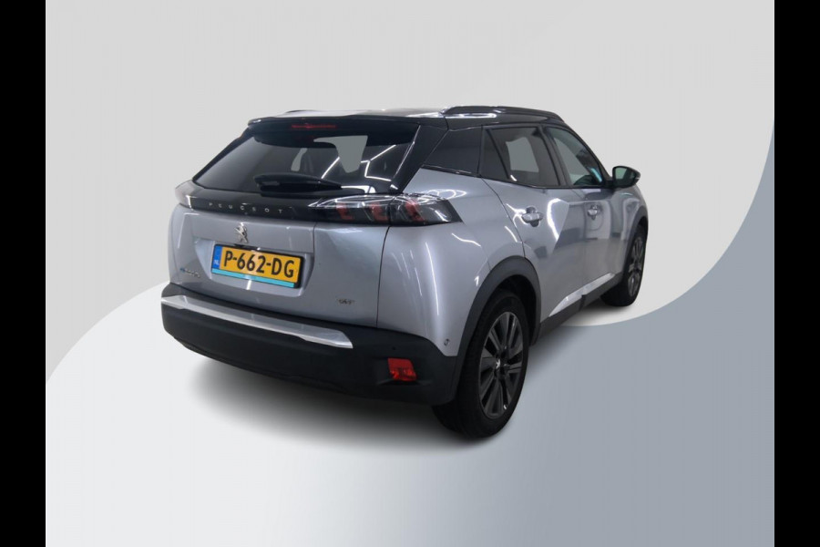 Peugeot e-2008 EV GT Pack 50 kWh | 25.500 KM | SOH 92% | Panorama dak |