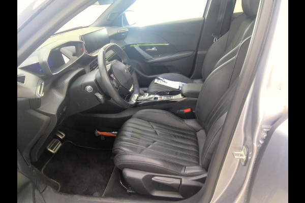 Peugeot e-2008 EV GT Pack 50 kWh | 25.500 KM | SOH 92% | Panorama dak |