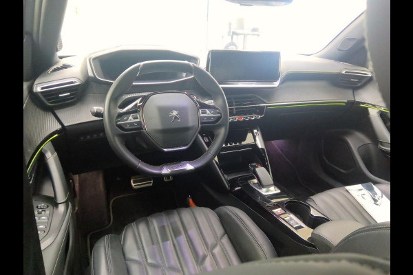 Peugeot e-2008 EV GT Pack 50 kWh | 25.500 KM | SOH 92% | Panorama dak |