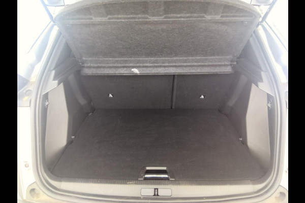 Peugeot e-2008 EV GT Pack 50 kWh | 25.500 KM | SOH 92% | Panorama dak |