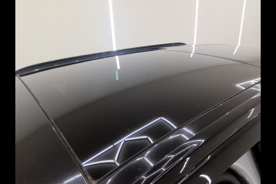 Peugeot e-2008 EV GT Pack 50 kWh | 25.500 KM | SOH 92% | Panorama dak |