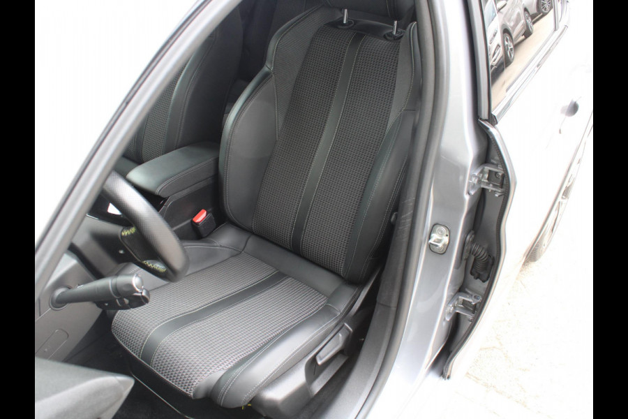 Peugeot 208 1.2 PureTech GT-Line | ALARM | TREKHAAK |