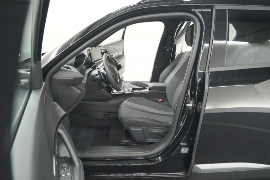 Peugeot 2008 1.2 Hybrid 145 Allure | 360 Camera | Adaptieve Cruise Control | Dodehoekdetectie | Apple Carplay