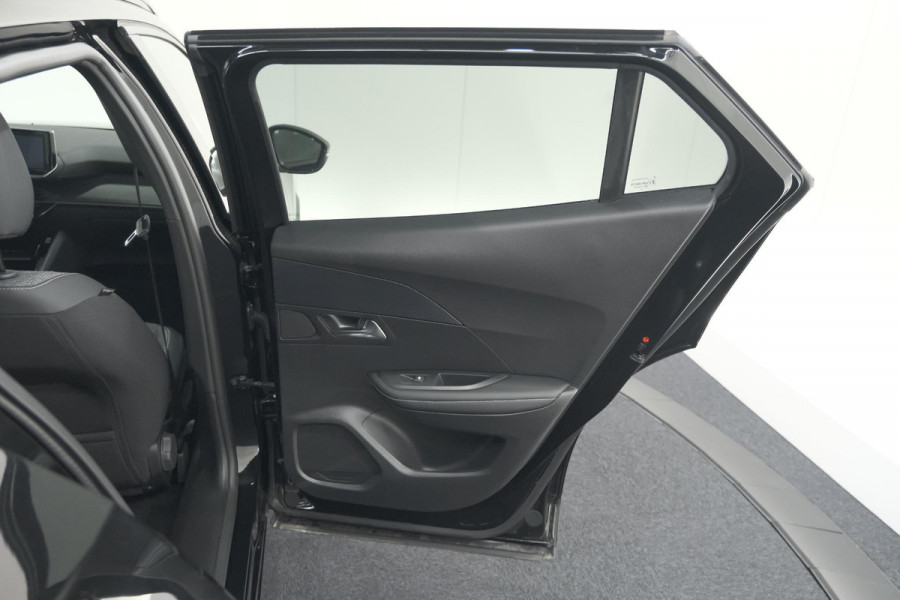 Peugeot 2008 1.2 Hybrid 145 Allure | 360 Camera | Adaptieve Cruise Control | Dodehoekdetectie | Apple Carplay
