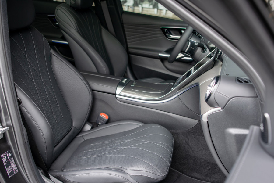 Mercedes-Benz C-Klasse 300 e AMG Magno|Nappa|Night|Rij-assistentie Plus|Keyless-Go|Stoelkoeling|Pano|360°|Burmester|19''