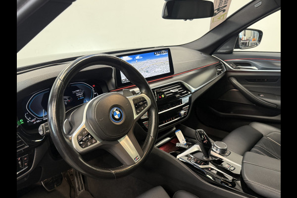 BMW 5 Serie Touring 530e xDrive Business Edition Plus M Sport ACC Co-Pilot Panoramadak