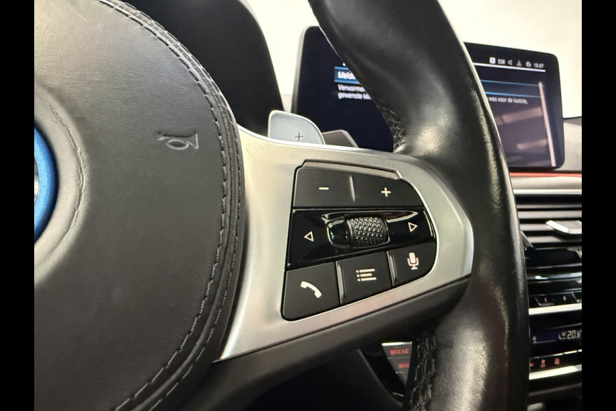 BMW 5 Serie Touring 530e xDrive Business Edition Plus M Sport ACC Co-Pilot Panoramadak