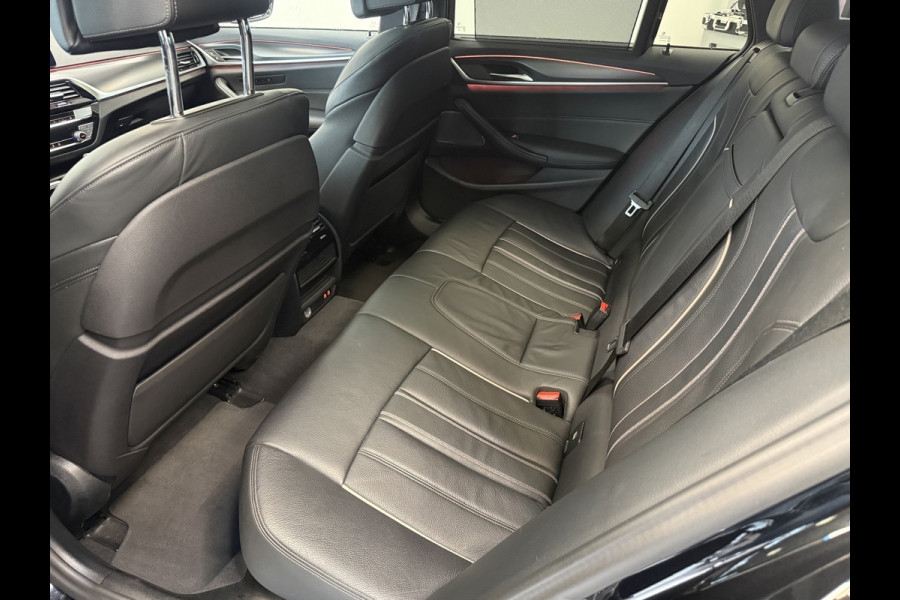 BMW 5 Serie Touring 530e xDrive Business Edition Plus M Sport ACC Co-Pilot Panoramadak