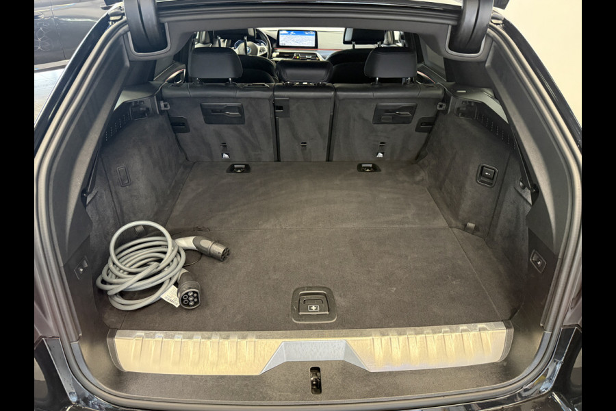 BMW 5 Serie Touring 530e xDrive Business Edition Plus M Sport ACC Co-Pilot Panoramadak