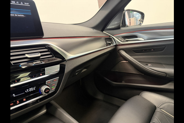 BMW 5 Serie Touring 530e xDrive Business Edition Plus M Sport ACC Co-Pilot Panoramadak