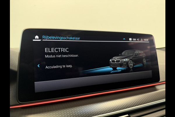 BMW 5 Serie Touring 530e xDrive Business Edition Plus M Sport ACC Co-Pilot Panoramadak