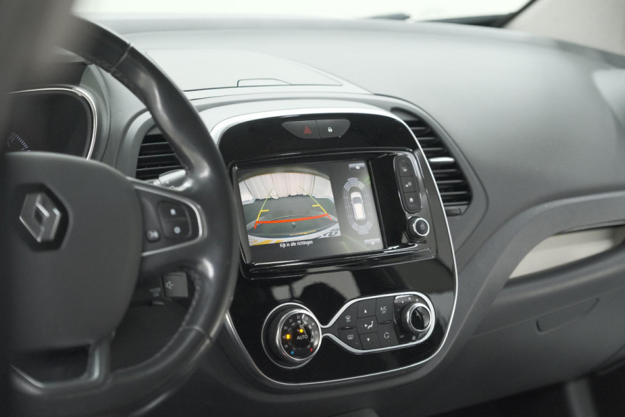 Renault Captur TCe 150 EDC Intens | Trekhaak | Camera | Dodehoekdetectie | Navigatie