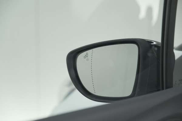 Renault Captur TCe 150 EDC Intens | Trekhaak | Camera | Dodehoekdetectie | Navigatie