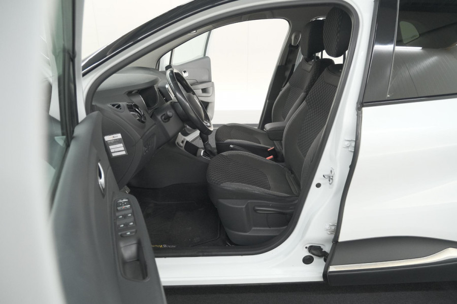 Renault Captur TCe 150 EDC Intens | Trekhaak | Camera | Dodehoekdetectie | Navigatie