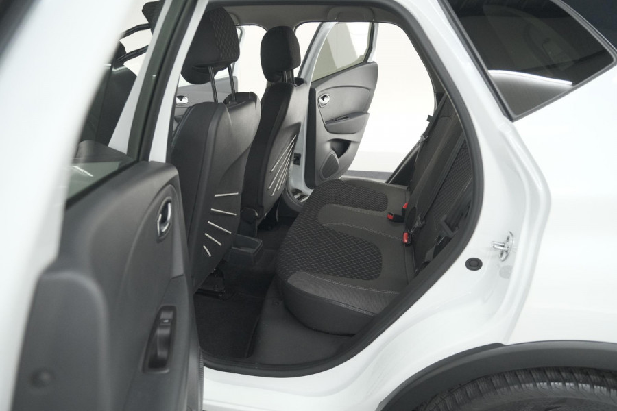 Renault Captur TCe 150 EDC Intens | Trekhaak | Camera | Dodehoekdetectie | Navigatie