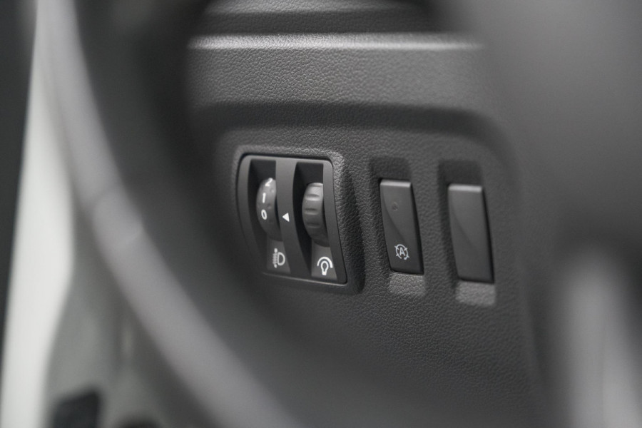 Renault Captur TCe 150 EDC Intens | Trekhaak | Camera | Dodehoekdetectie | Navigatie