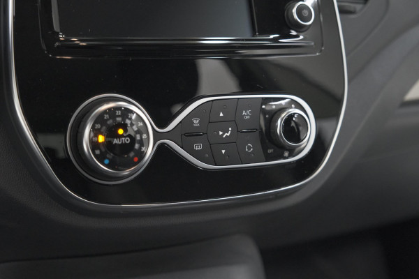 Renault Captur TCe 150 EDC Intens | Trekhaak | Camera | Dodehoekdetectie | Navigatie