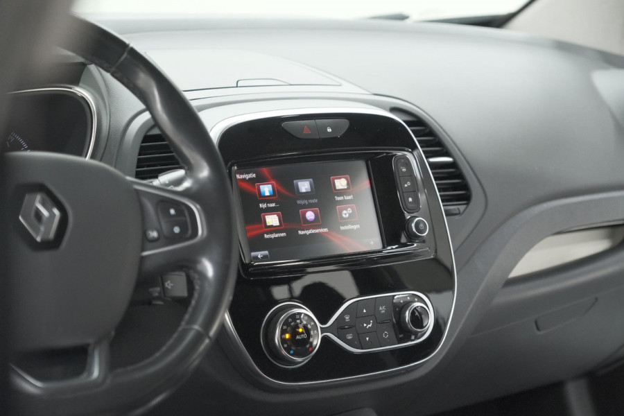 Renault Captur TCe 150 EDC Intens | Trekhaak | Camera | Dodehoekdetectie | Navigatie