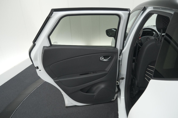 Renault Captur TCe 150 EDC Intens | Trekhaak | Camera | Dodehoekdetectie | Navigatie