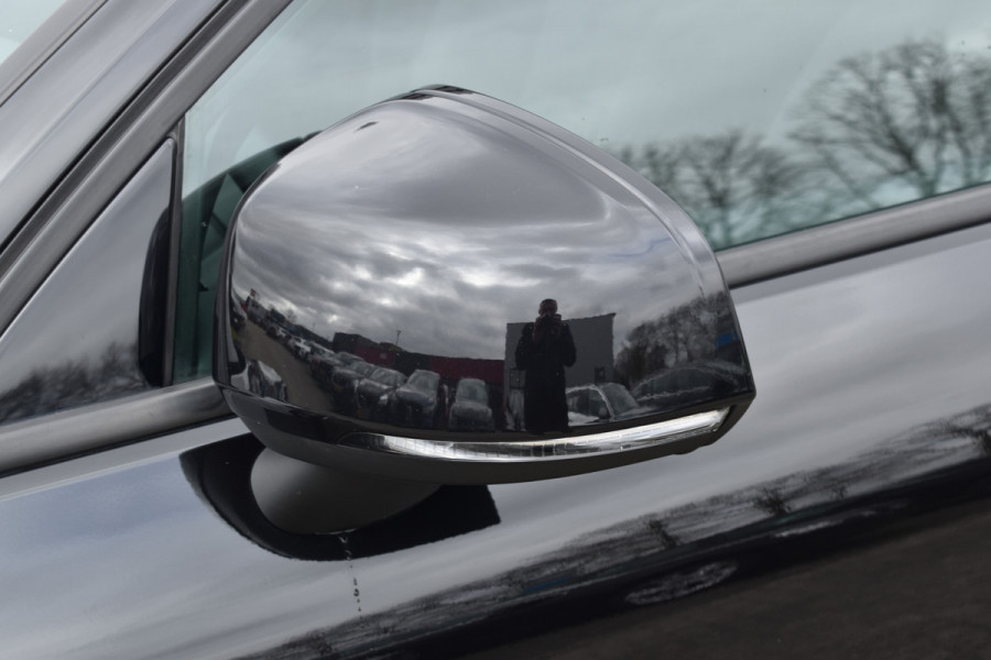 Volvo XC40 B4 211PK Business Pro | Trekhaak | ACC | Blis | Camera | 18"LMV