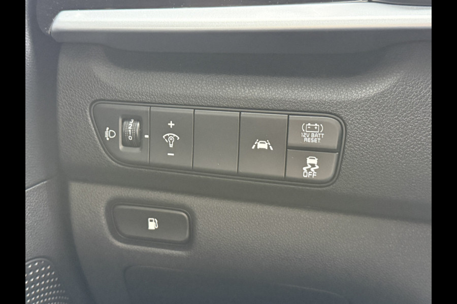 Kia Niro 1.6 GDi Hybrid DynamicLine | Camera | Apple Carplay | Climate Control