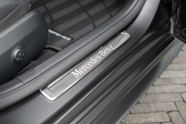 Mercedes-Benz C-Klasse 300 e AMG Magno|Nappa|Night|Rij-assistentie Plus|Keyless-Go|Stoelkoeling|Pano|360°|Burmester|19''