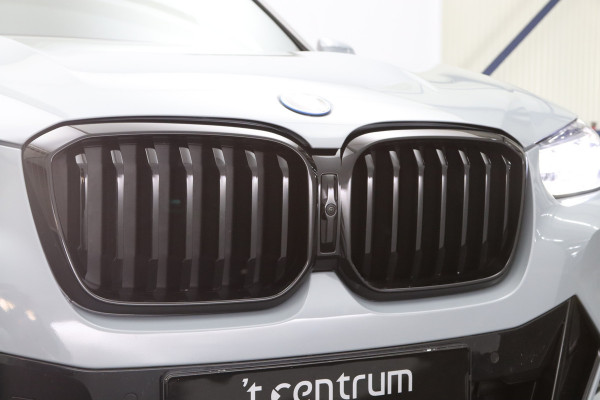 BMW X3 xDrive30e 293 High Executive PHEV, Panoramadak, 360 Camera, Leder, Memory