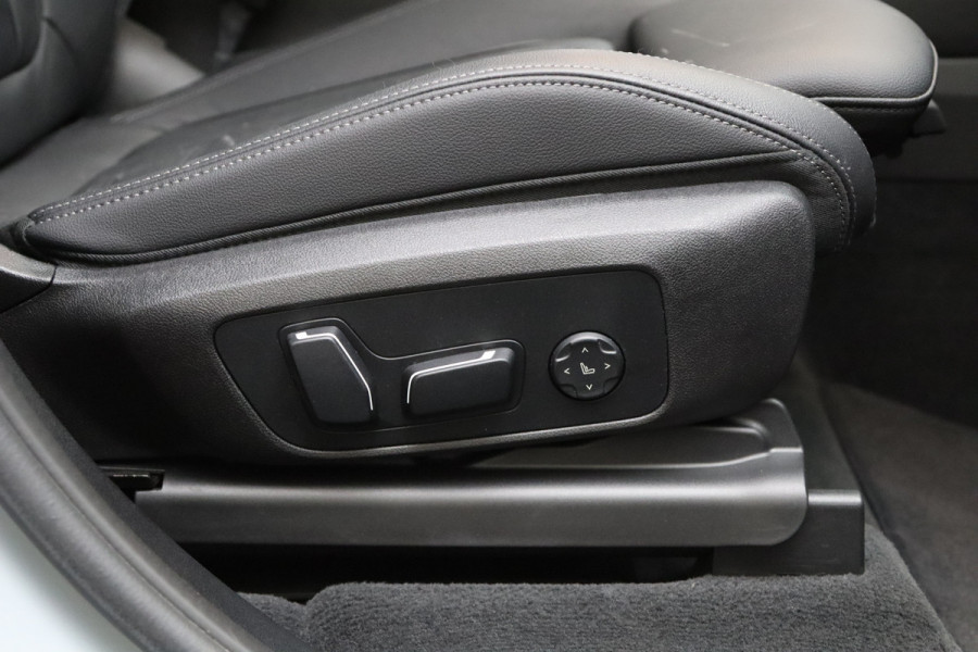 BMW X3 xDrive30e 293 High Executive PHEV, Panoramadak, 360 Camera, Leder, Memory