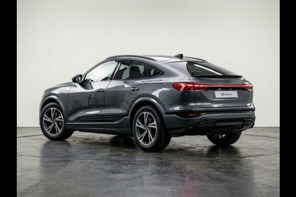 Audi Q6 Sportback e-tron S edition 83Kwh 252 pk | Adaptive air suspension | Glazen panoramadak | Stoelverwarming voorin en achterin | Stuurverwarming |