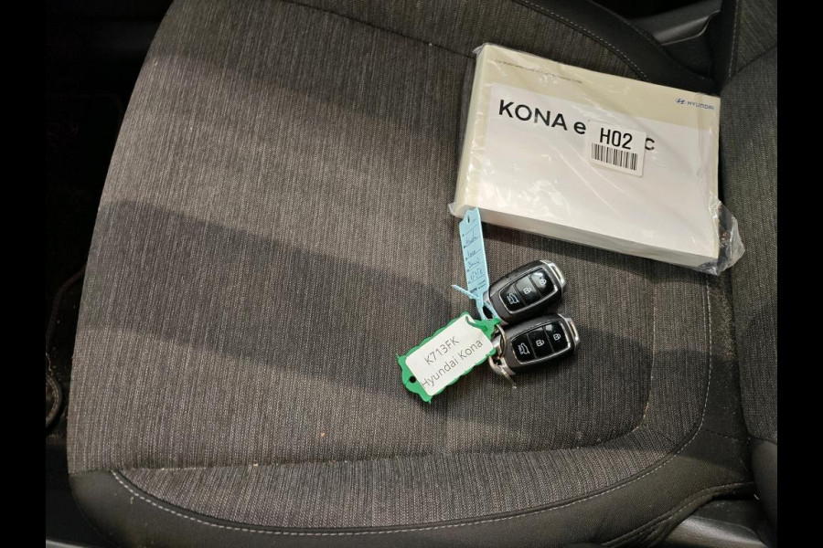 Hyundai Kona EV Comfort 64 kWh NL-AUTO | SOH 100% | NAVI