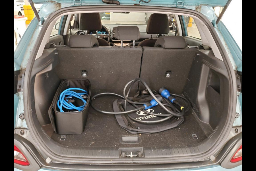 Hyundai Kona EV Comfort 64 kWh NL-AUTO | SOH 100% | NAVI