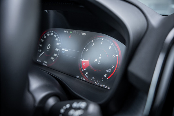 Volvo XC40 T3 Momentum Pro Automaat ** Winter-line ** Carplay **