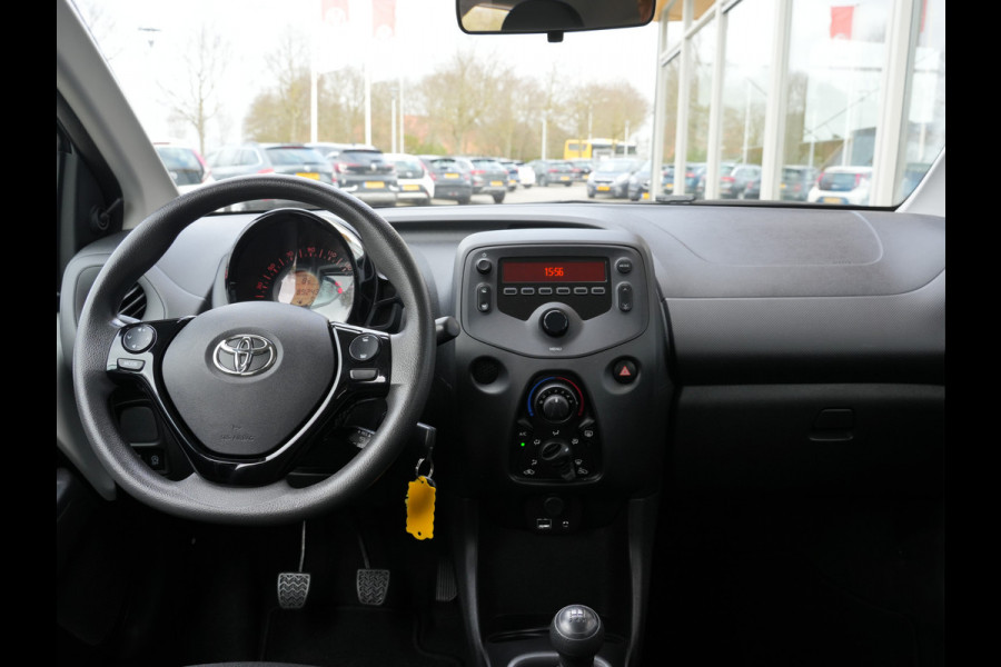 Toyota Aygo 1.0 VVT-i x-fun | Bluetooth | Airco |