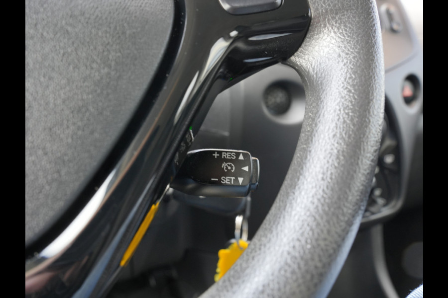 Toyota Aygo 1.0 VVT-i x-fun | Bluetooth | Airco |