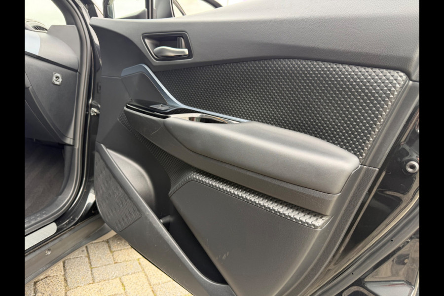 Toyota C-HR 2.0 Hybrid Business Plus, CarPlay, KeyLess, LED