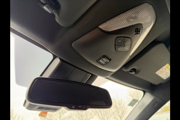 Toyota C-HR 2.0 Hybrid Business Plus, CarPlay, KeyLess, LED