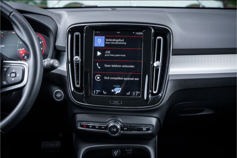 Volvo XC40 T3 Momentum Pro Automaat ** Winter-line ** Carplay **