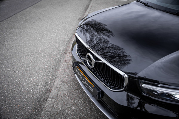 Volvo XC40 T3 Momentum Pro Automaat ** Winter-line ** Carplay **