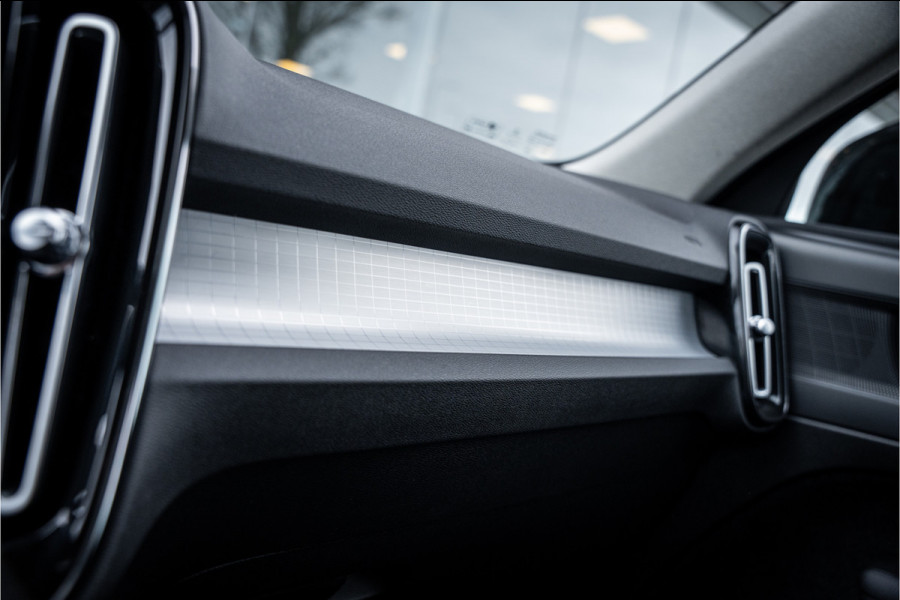 Volvo XC40 T3 Momentum Pro Automaat ** Winter-line ** Carplay **
