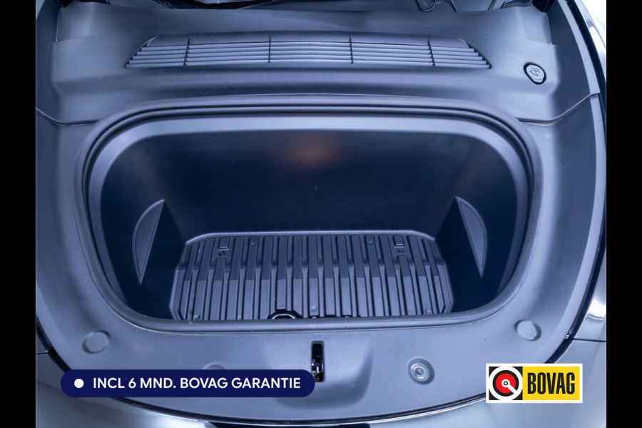 Tesla Model Y RWD 58 kWh | Panoramadak | Stoel-stuurverwarming | Zwart leder | Navigatie | Extra getint glas Camera, Autopilot, Dodehoek detector, Elektrisch verstelbare stoelen