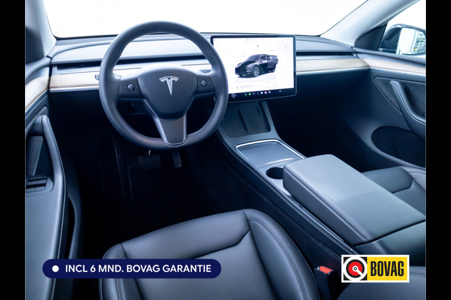 Tesla Model Y RWD 58 kWh | Panoramadak | Stoel-stuurverwarming | Zwart leder | Navigatie | Extra getint glas Camera, Autopilot, Dodehoek detector, Elektrisch verstelbare stoelen