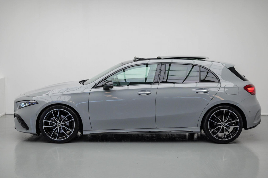 Mercedes-Benz A-Klasse 200 AMG Line |Pano|AlpineGrau|Ambient|
