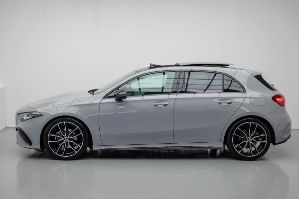 Mercedes-Benz A-Klasse 200 AMG Line |Pano|AlpineGrau|Ambient|