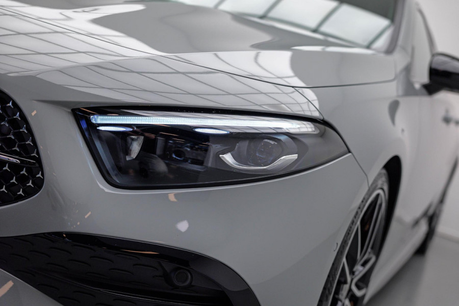 Mercedes-Benz A-Klasse 200 AMG Line |Pano|AlpineGrau|Ambient|