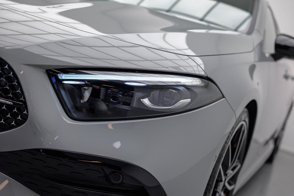 Mercedes-Benz A-Klasse 200 AMG Line |Pano|AlpineGrau|Ambient|